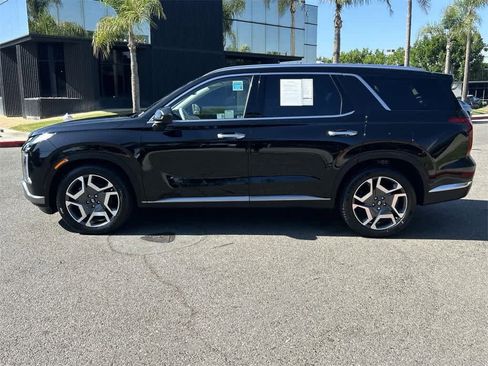 Used 2024 Hyundai Palisade Limited image 7