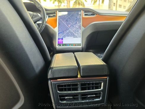 Used 2013 Tesla Model S RWD image 43