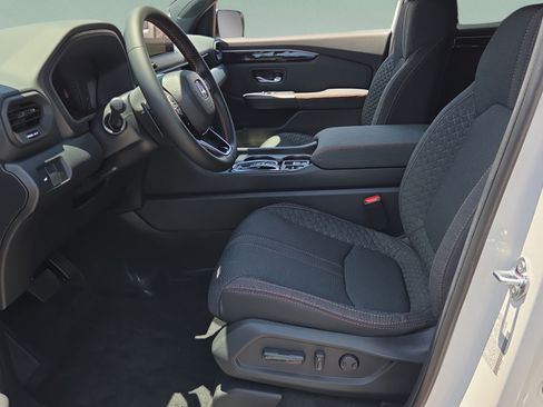 New 2026 Honda Pilot Sport image 9