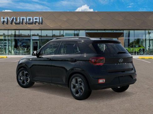 New 2026 Hyundai Venue SEL FWD image 5