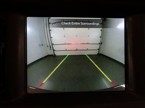 Used 2023 Dodge Charger SXT w/ Blacktop Package image 26