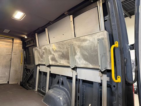 Used 2019 Mercedes-Benz Sprinter 170 image 25