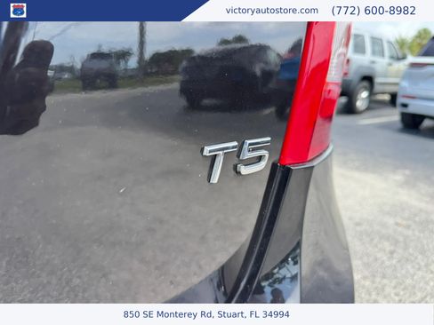 Used 2018 Volvo S60 T5 Dynamic w/ Vision Package FWD image 13