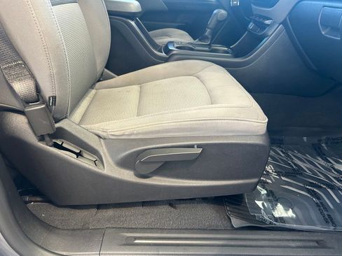 Used 2019 Chevrolet Colorado W/T w/ WT Convenience Package image 25
