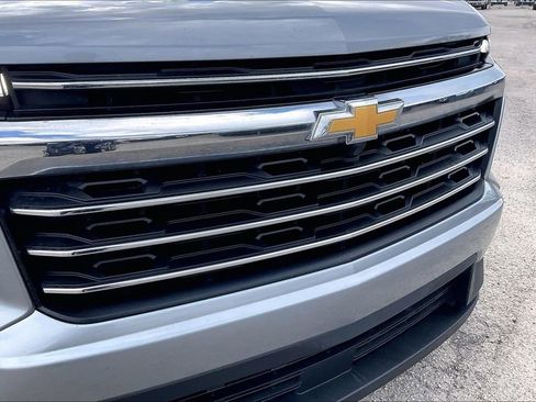 Used 2025 Chevrolet Traverse LT AWD/4WD image 34