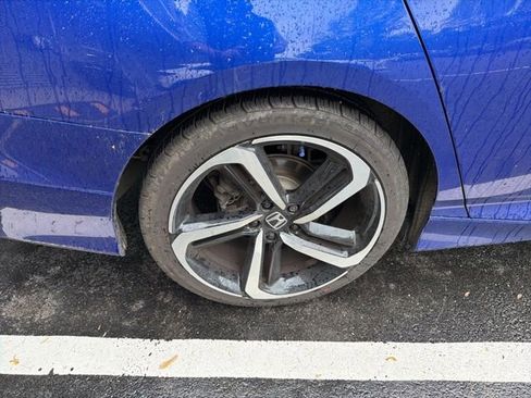 Used 2019 Honda Accord Sport image 15