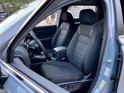 Used 2025 Honda CR-V Sport image 8