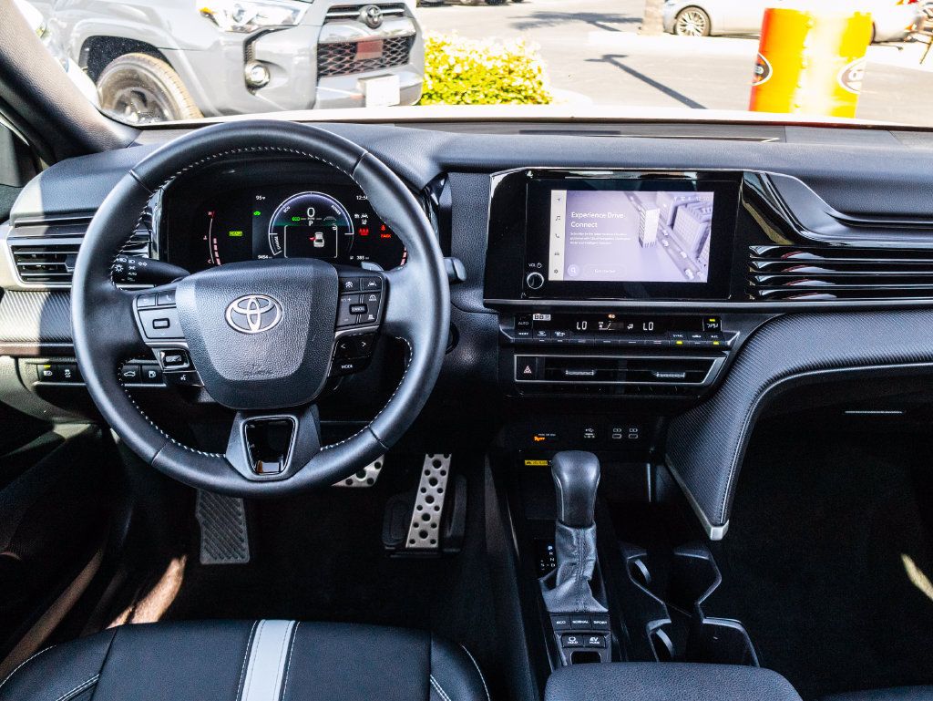 Used 2026 Toyota Camry SE FWD image 19