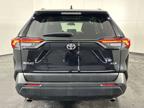Used 2025 Toyota RAV4 XLE image 7