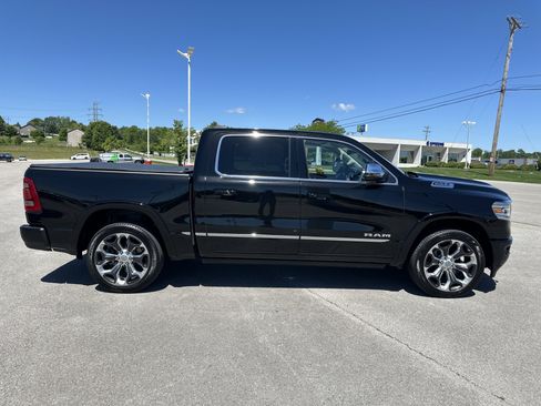 Used 2024 RAM 1500 Limited AWD/4WD image 11