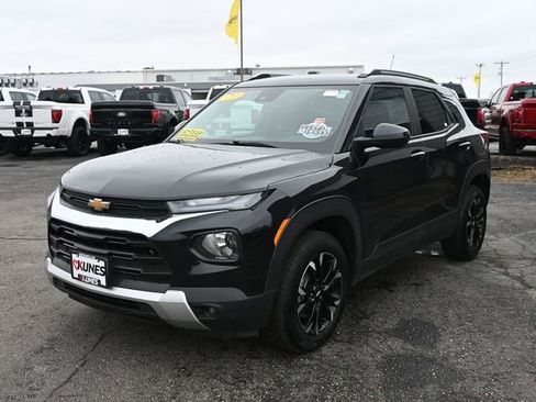 Used 2023 Chevrolet TrailBlazer LT w/ Convenience Package image 12