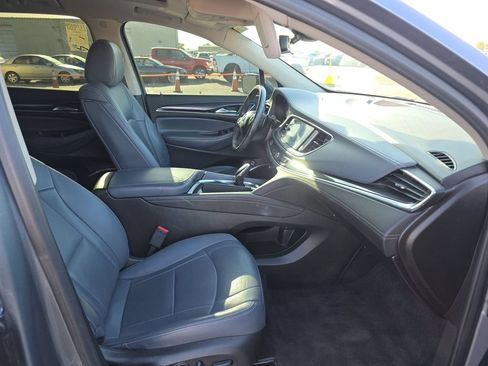 Used 2021 Buick Enclave Essence w/ Sound and Sites Package FWD image 10