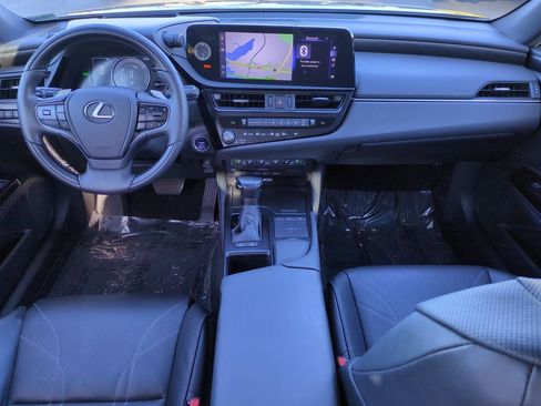 Used 2022 Lexus ES 300h Ultra Luxury image 30