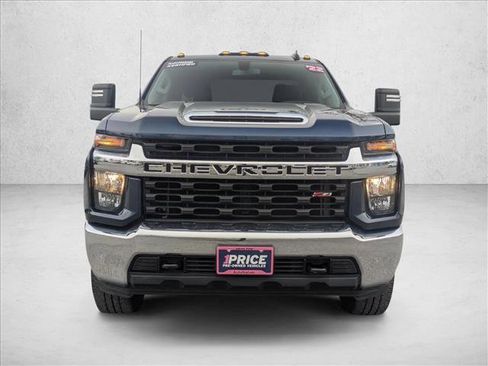 Used 2022 Chevrolet Silverado 3500 LT image 9
