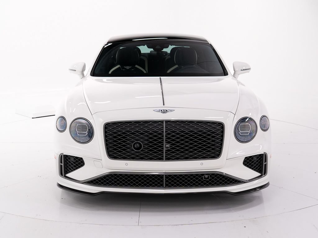 Used 2025 Bentley Flying Spur Plug-In Hybrid AWD/4WD image 8