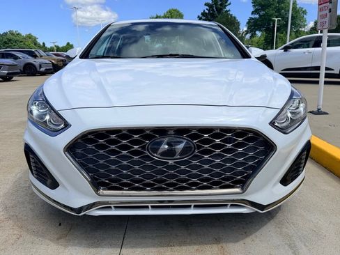 Used 2019 Hyundai Sonata Limited FWD image 2