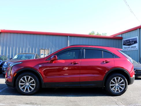 Used 2019 Cadillac XT4 Sport image 3