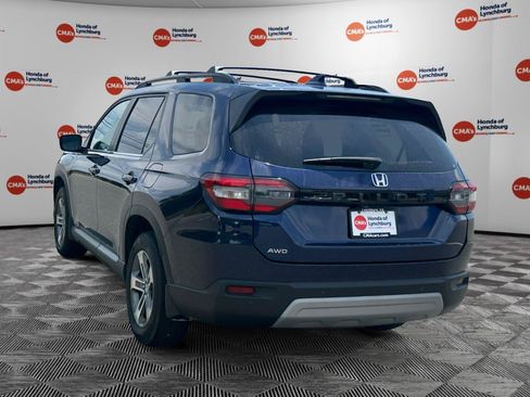 Used 2025 Honda Pilot EX-L image 3