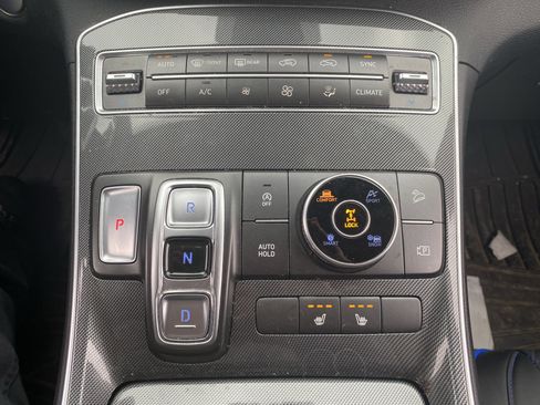 Used 2022 Hyundai Santa Fe SEL w/ Convenience Package image 8