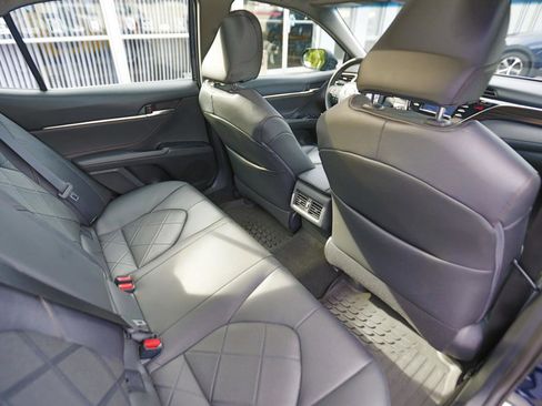 Used 2018 Toyota Camry XLE w/ Driver Assist Package FWD image 21