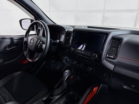 Used 2023 Nissan Frontier PRO-4X w/ Technology Package AWD/4WD image 27