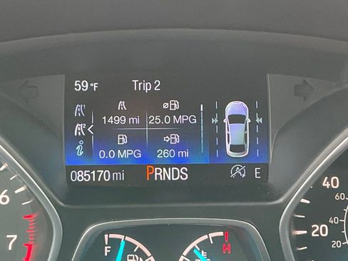 Used 2019 Ford Escape SEL image 9