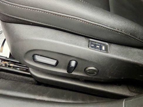 Used 2019 Buick Regal Essence w/ Driver Confidence Package I AWD/4WD image 11