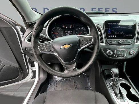 Used 2023 Chevrolet Malibu LS FWD image 8