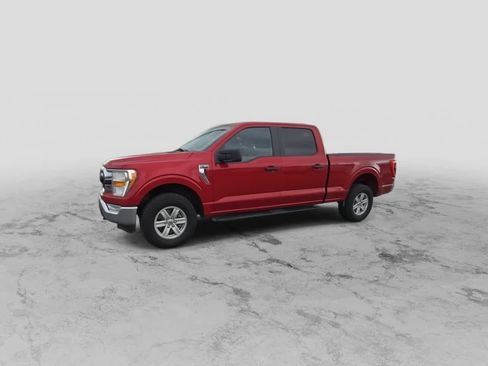 Used 2022 Ford F150 XLT w/ Trailer Tow Package AWD/4WD image 4