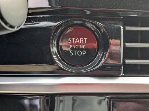 New 2025 Nissan Pathfinder SV w/ SV Premium Package image 23