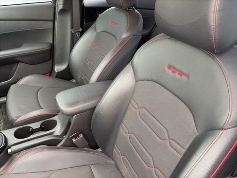 Used 2022 Kia Forte GT image 10