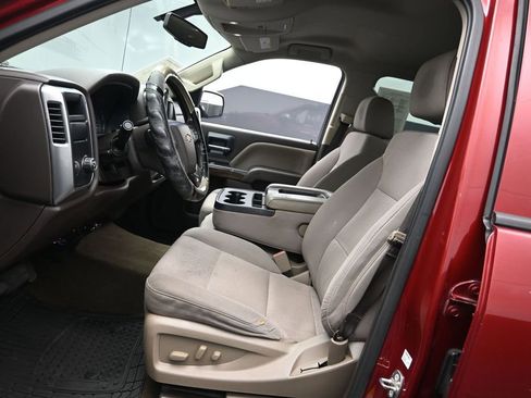 Used 2018 Chevrolet Silverado 1500 LT w/ All Star Edition RWD image 10