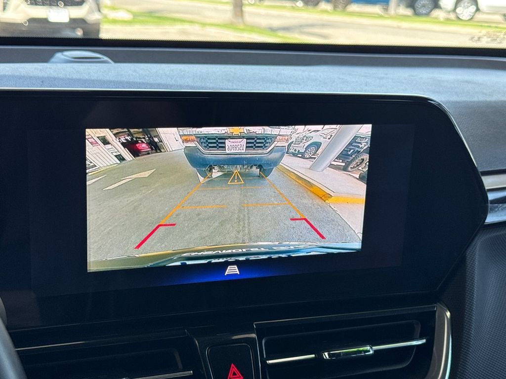 Used 2025 Chevrolet TrailBlazer ACTIV w/ Convenience Package FWD image 20