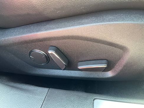 Used 2016 Ford Fusion Titanium image 22