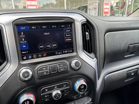 Used 2020 GMC Sierra 1500 SLT RWD image 33