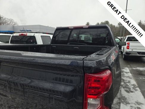 Used 2024 Chevrolet Silverado 1500 LT image 33