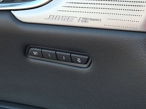 Certified 2023 Cadillac XT5 Premium Luxury image 25