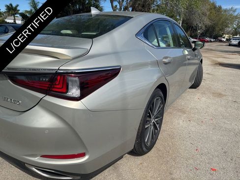 Used 2022 Lexus ES 350 w/ Premium Package image 9
