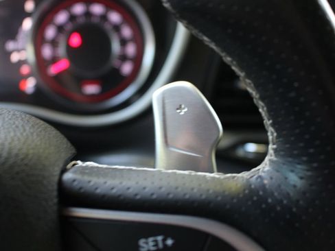 Used 2015 Dodge Challenger SRT w/ Technology Group image 38