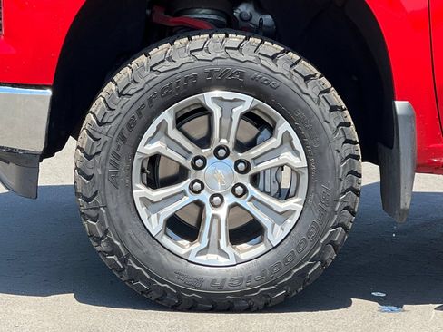 Used 2023 Chevrolet Silverado 1500 LT RWD image 36