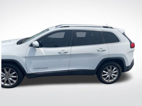 Used 2015 Jeep Cherokee Limited w/ Luxury Group FWD image 12