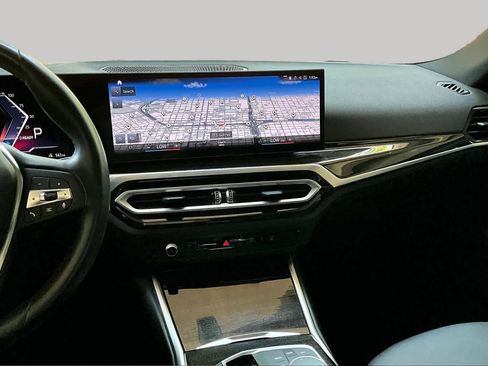 Used 2023 BMW i4 eDrive40 RWD image 5