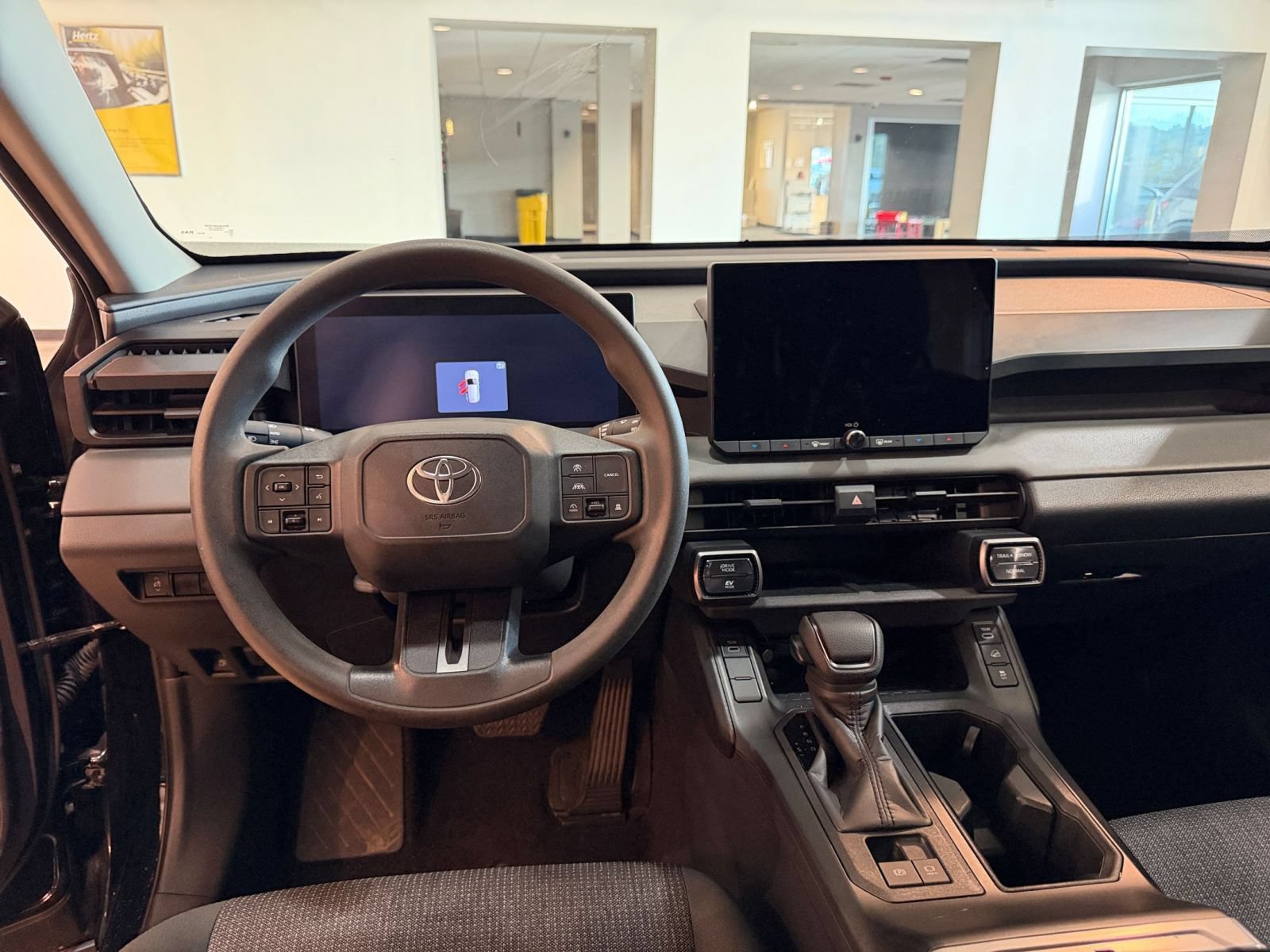 Used 2026 Toyota RAV4 LE AWD/4WD image 33
