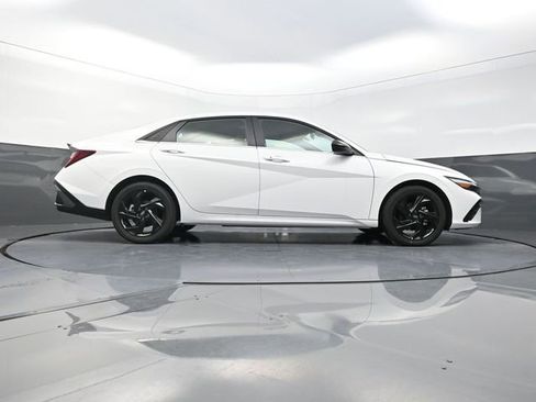 New 2026 Hyundai Elantra SEL Sport Premium FWD image 37