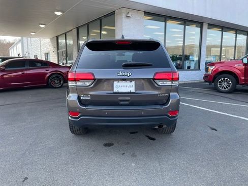 Used 2021 Jeep Grand Cherokee Laredo AWD/4WD image 7