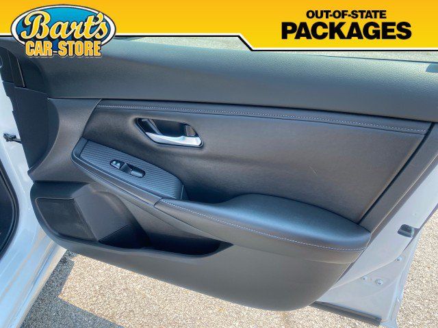 Used 2021 Nissan Sentra SV FWD image 12