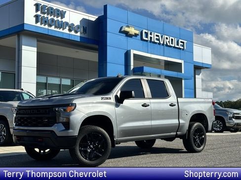 Used 2023 Chevrolet Silverado 1500 Custom Trail Boss w/ LPO, Dark Essentials Package image 1