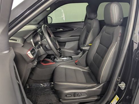 Used 2021 Chevrolet TrailBlazer RS w/ Driver Confidence Package FWD image 14