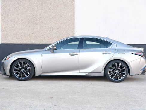 Used 2022 Lexus IS 350 F Sport image 5
