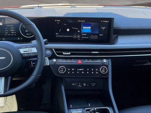 New 2025 Hyundai Sonata Limited image 6